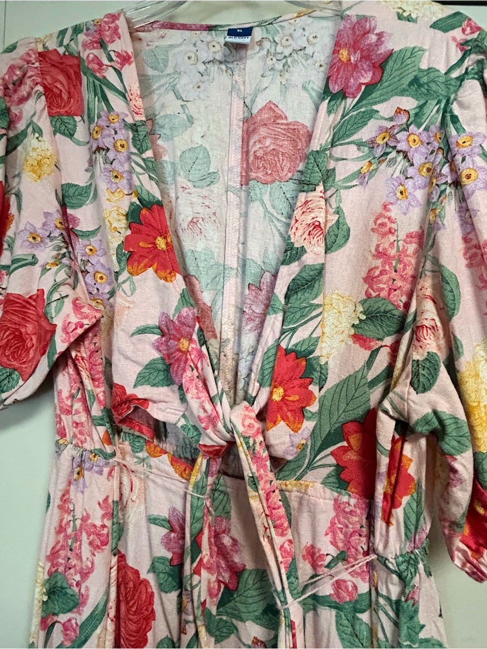 Old Navy Pink Floral Tie-Front Maxi Dress - Picture 3 of 4